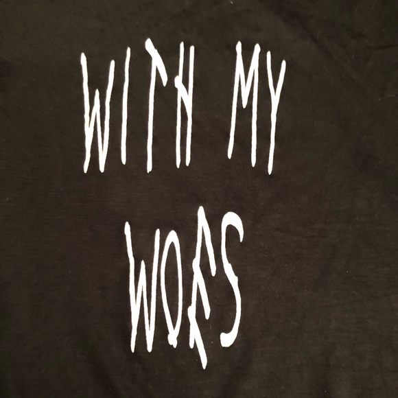 Black tank top - Picture 2 of 4